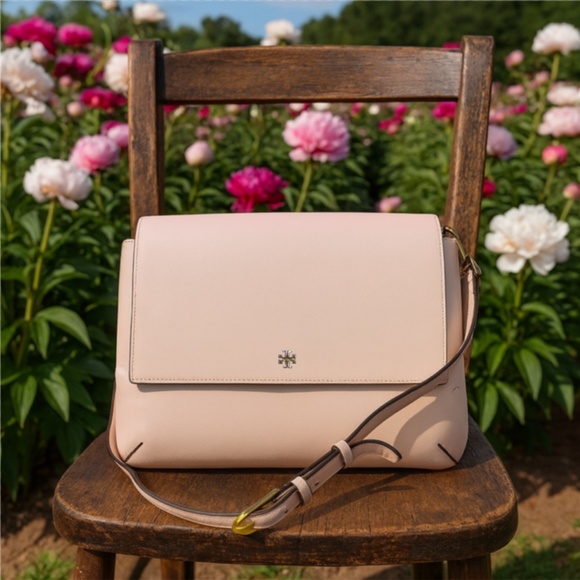 Tory Burch Robinson Pale Apricot Pink Saffiano Combo Messenger Crossbody Bag - Picture 1 of 12